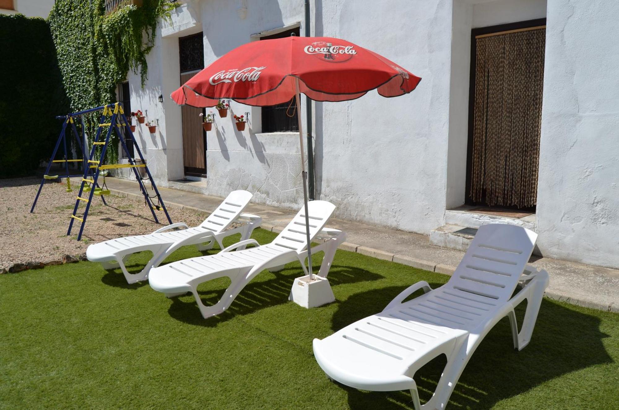 Villa La Antigua, Casa Centrica, Amplio Patio, Piscina Y Barbacoa Campillo de Altobuey Exterior foto